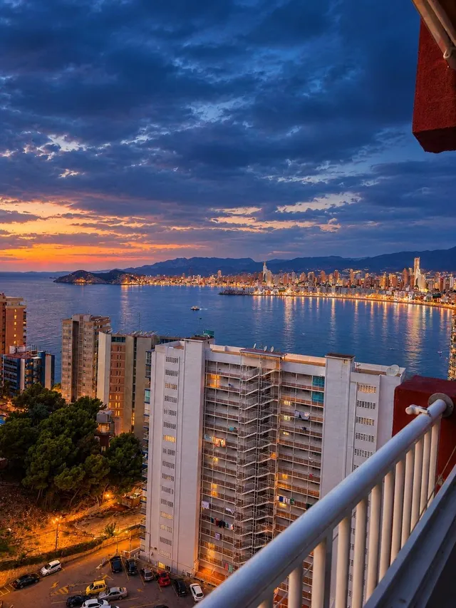 Estudio en planta 12 con vistas al mar y parking en Benidorm – 175.000 € — 14