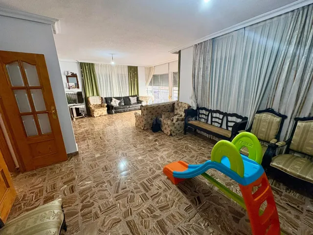 Casa con garaje y Local comercial - foto 4