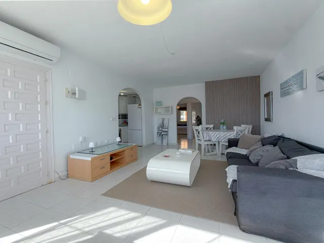 La Veleta! Impresionante Ático con excelente distribución de espacios + Gran terraza y Solarium privado con espectaculares vistas al mar — 11