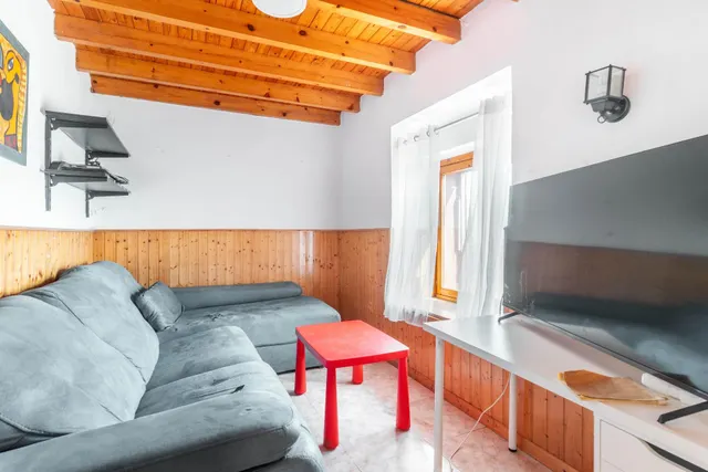 4 Naves, 21.000 m2 de Finca y Casa de 5 habitaciones en Serín, Gijón — 19