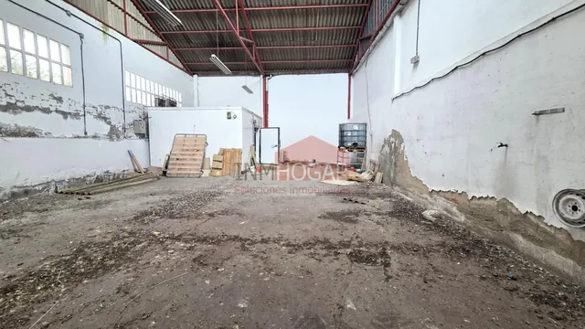 NAVE INDUSTRIAL EN LAS HERVENCIAS - foto 5