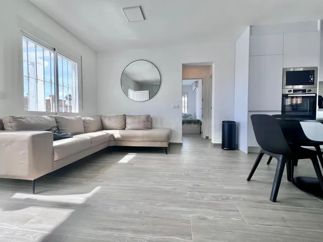 CHALET DE 5 DORMITORIOS Y 4 BAÑOS EN SAN MIGUEL DE SALINAS ( - foto 2