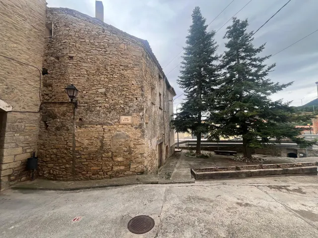 Oportunidad!!!! Casa con encanto para rehabilitar totalmente en Rocafort de Queralt, relajate en entorno rural. — 11