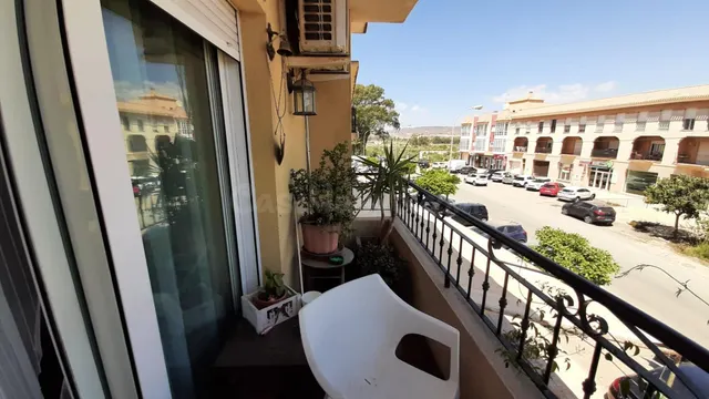 Piso de 3 dormitorios y parking en Turre — 2