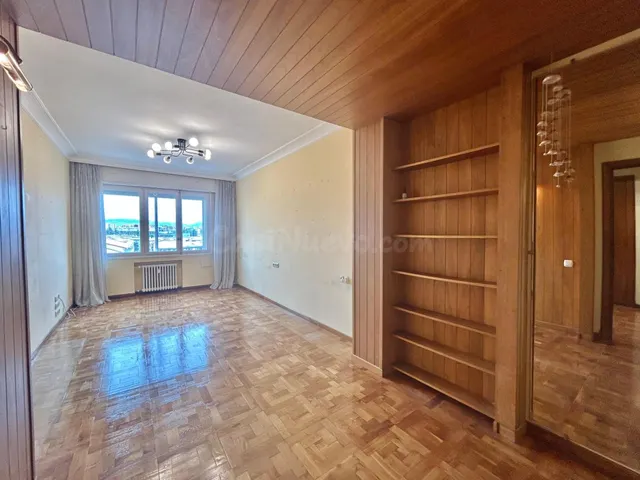 Exclusivo piso de 154 m2 en Avenida de Zaragoza, Pamplona - foto 4