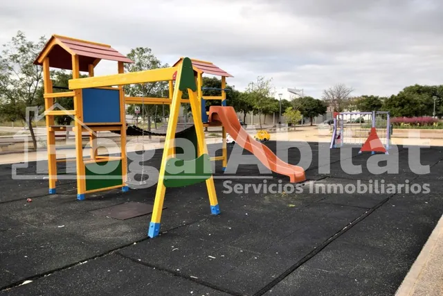 TERRENO URBANO junto Av. Espioca — 14