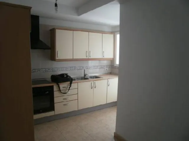Atico 3 habitaciones y 100 m2 solarium y garaje. - foto 3