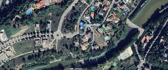 Terreno urbano esquinero en Navarcles | Orientación sureste - foto 3