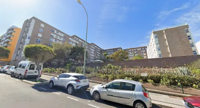 Piso en Venta en Palmas De Gran Canaria, Las Las Palmas NEGR - foto 2