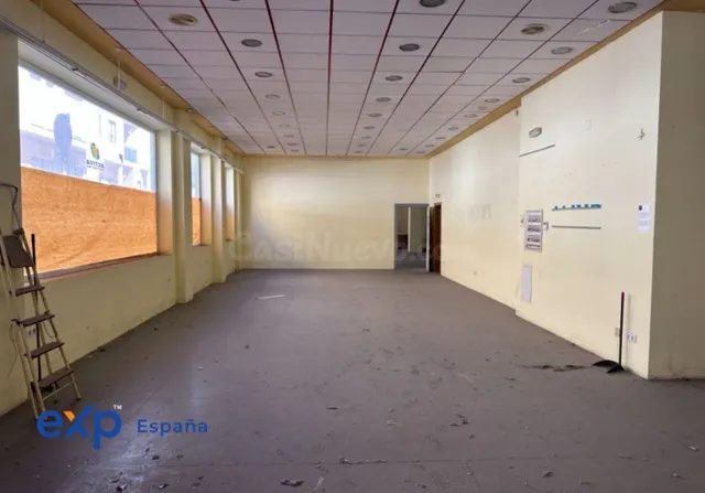 Grandioso Local comercial en Linares !! - foto 2