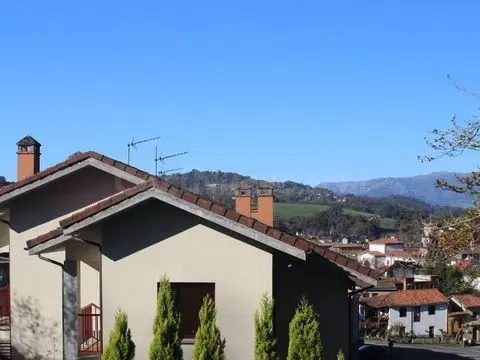 Pareado con terreno en Cangas de Onís - foto 4