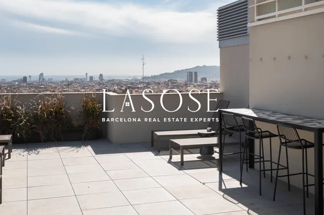 Impresionante dúplex con terraza privada en alquiler en La Salut — 26