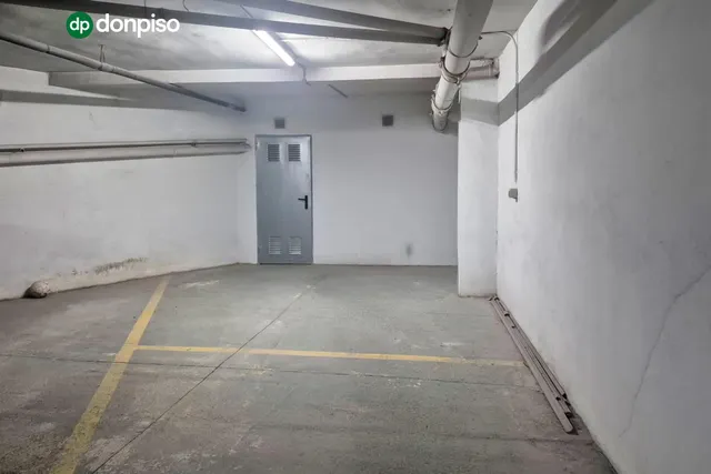Piso y cochera en venta junto Acera de Darro. — 38