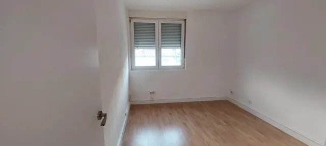 Piso en Los Corrales de 3 dormitorios — 10
