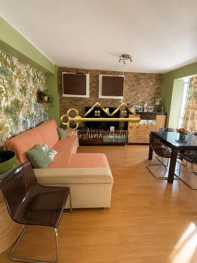 FANTASTICO PISO A LA VENTA CON ASCENSOR — 5