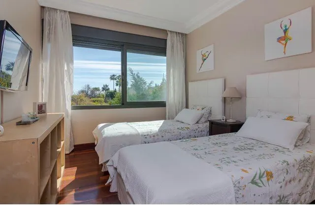 Magnifico Apartamento en Golf los Naranjos Nueva Andalucia Marbella — 11