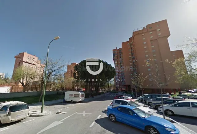 Piso okupado en Madrid - ideal para Inversores - foto 3