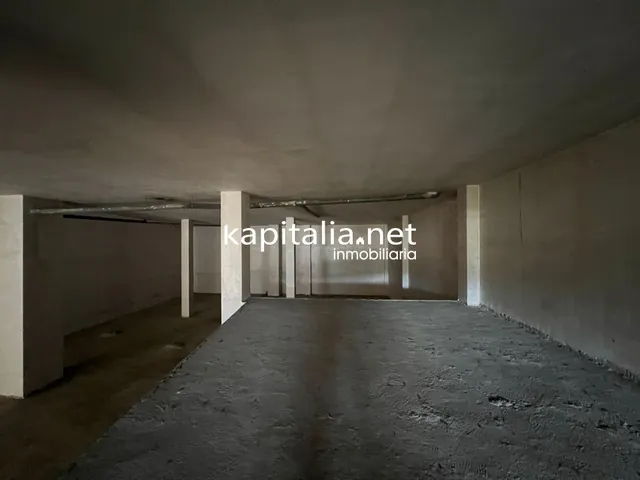 Local a la venta en Ontinyent , zona San José . — 7