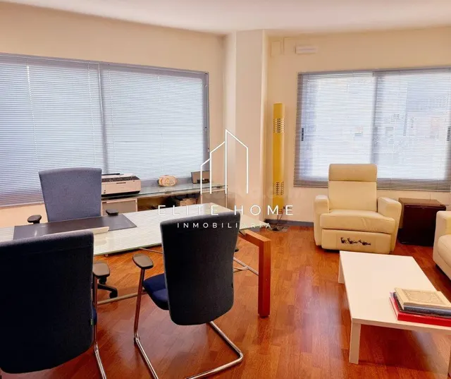 FANTÁSTICO Y CENTRICO PISO CON DOBLE USO, DE VIVIENDA O UNA  - foto 4