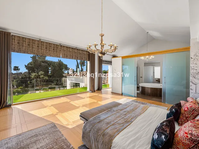 Chalet 6 habitaciones 933m² en venta - Marbella — 8
