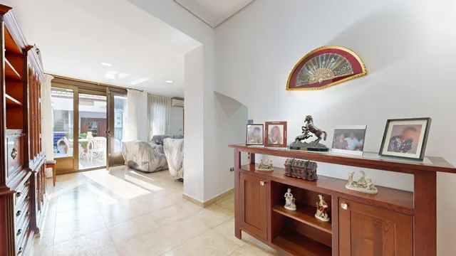 PRECIOSA Y ESPECTACULAR  CASA EN CHIVA  . OJO INVERSORES!!! — 21