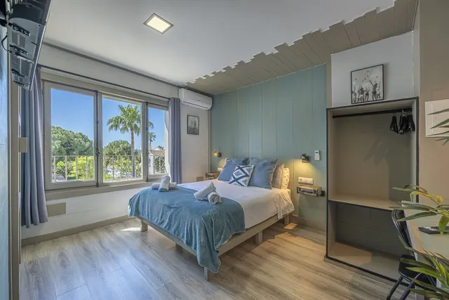 Chalet 12 habitaciones 500m² en venta - Marbella — 47