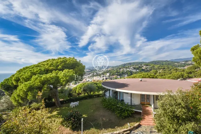 En venta la casa más original y con las mejores vistas de toda la Costa de Barcelona. — 8