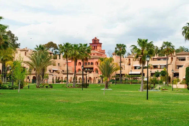 Ático con terraza privada de 142 m2 en La Cartuja del Golf — 21
