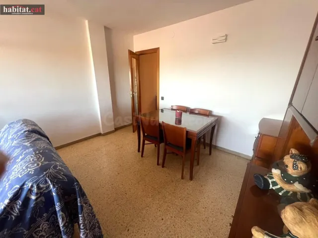 Ático amueblado con terraza en el centro de Vilanova - foto 5