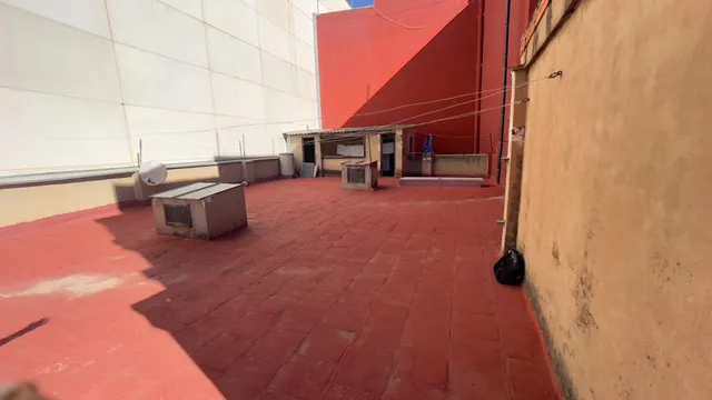 CASA DE DOS PLANTAS DE 180 M2 CADA UNA EN EL CORAZON DE TORRENT — 13