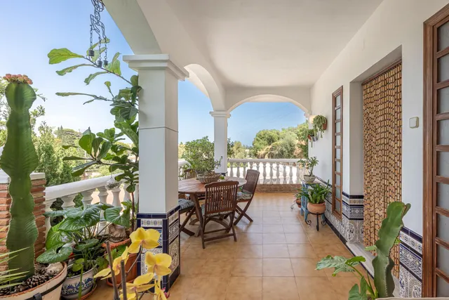 Chalet independiente con 2 viviendas , Carretera de Mijas , Malaga — 34