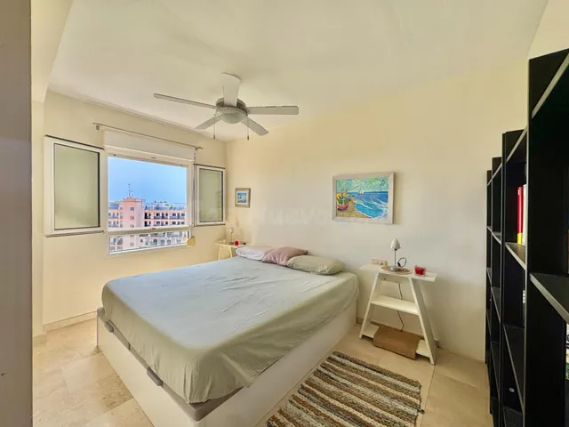 Precioso apartamento de 2 dormitorios con impresionantes vis - foto 2