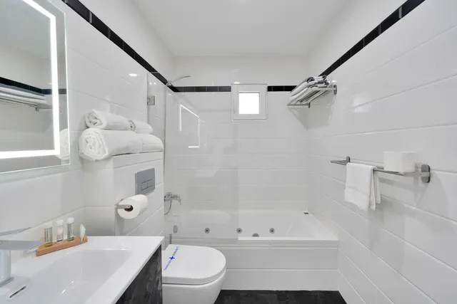 Chalet 16 habitaciones 845m² en venta - Riviera del sol — 23