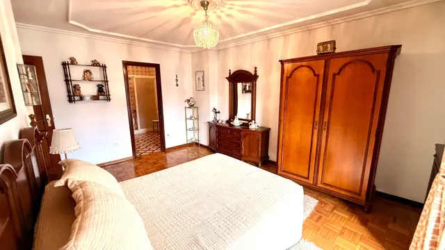 Piso Amplio y Luminoso en el Corazón de la Ciudad 3 habitaciones grandes balcones y garaje para coche pequeño — 22