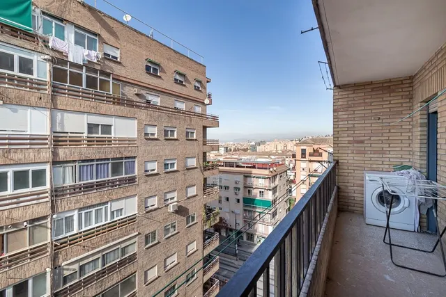 Avda Italia — 8
