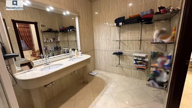 DOS LUJOSAS VIVIENDAS EN VENTA EN MOGUER (HUELVA) — 40