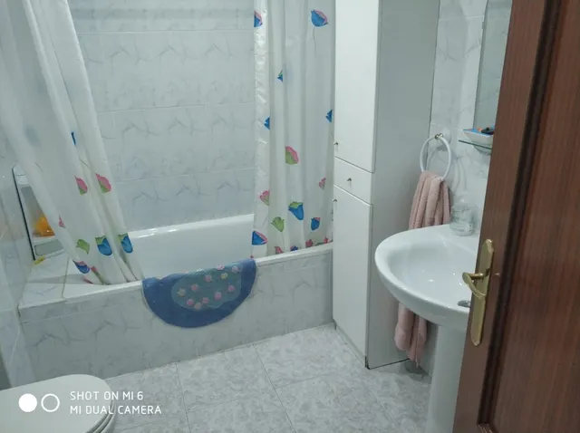 SE VENDE PISO EN VALENCIA DE DON JUAN, AMUEBLADO, COCINA, SALÓN, BAÑO, 3 HAB, PARA ENTRAR A VIVIR — 11
