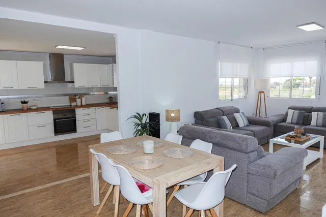 Chalet independiente reformado con piscina privada – La Manga del Mar Menor, Km 1 (Entremares / Urbanización Áncora) — 38