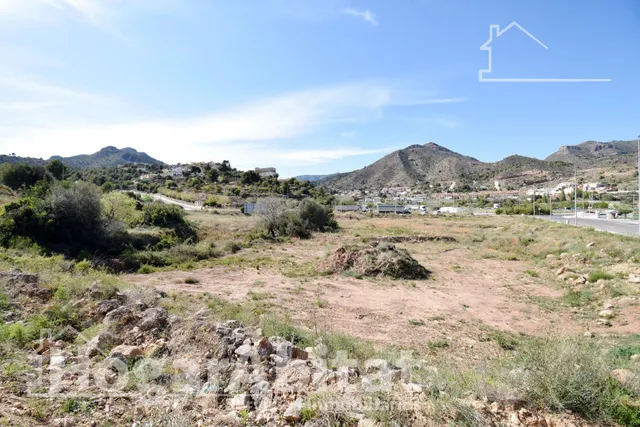 EXCELENTE TERRENO URBANO EN LA VALL D'UIXO — 31