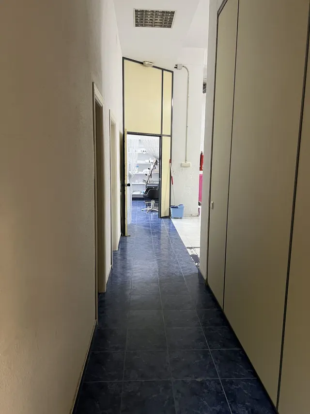 Local comercial 7 habitaciones 806m² en venta - La Princesa-Huelin — 24