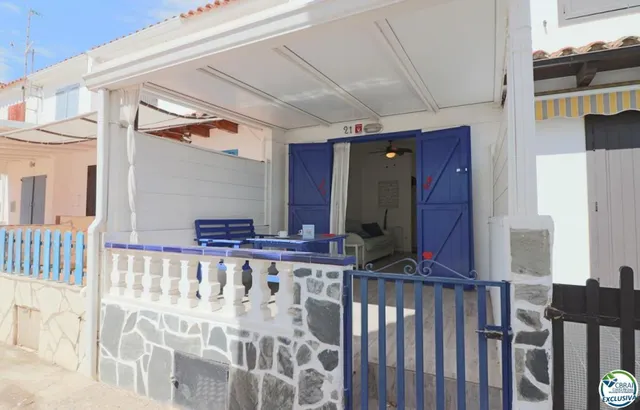 PEQUEÑA CASA CON GRAN TERRAZA — 15