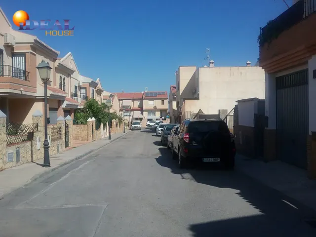 Bonita parcela en Huétor Vega — 11