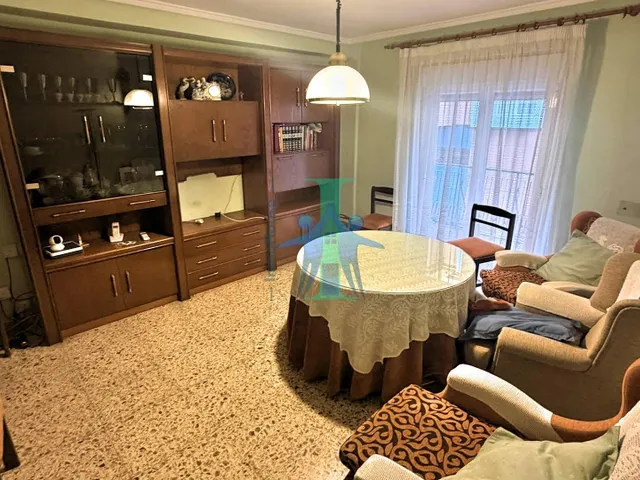 Se vende piso semicentro calle maria marin / rosario — 12