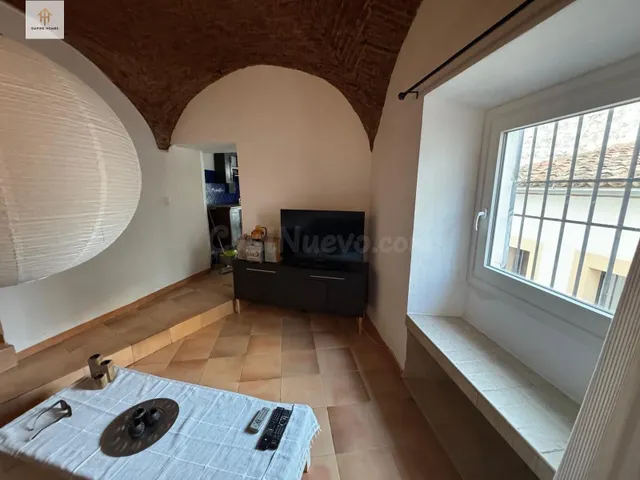 Encantador Piso en Alquiler en la Parte Antigua de Cáceres - foto 3