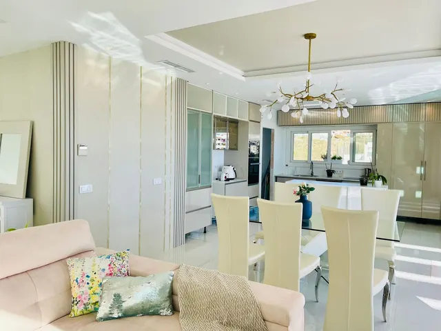 Chalet 4 habitaciones 250m² en venta - Centro — 16