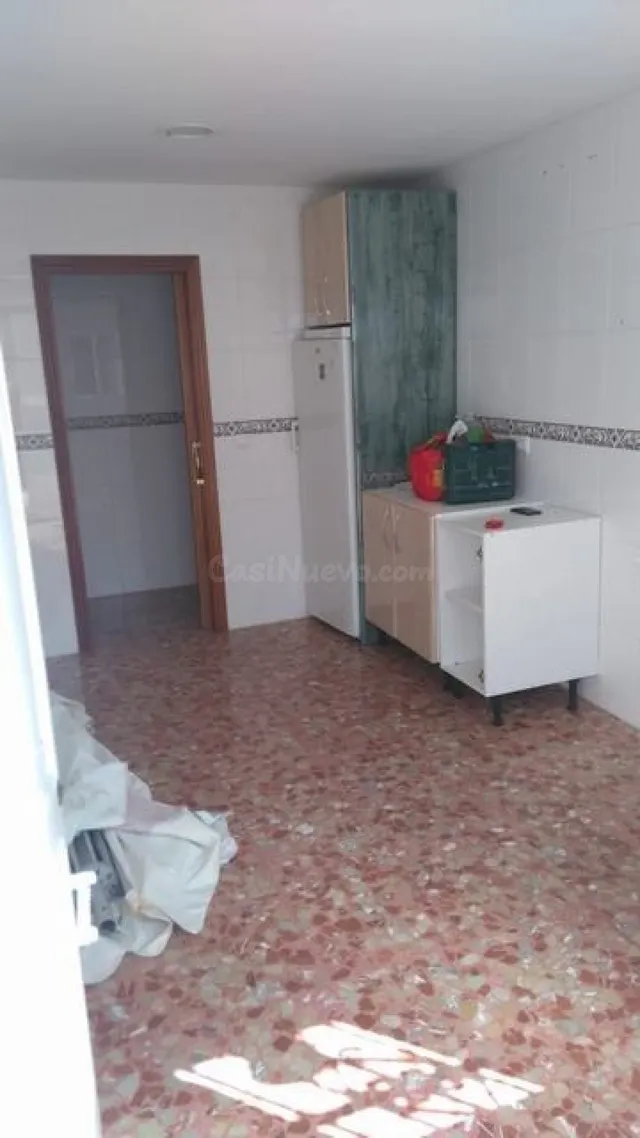 ZONA CAMINO VIEJO DE ALMODOVAR - Parcela de 1.070 m2 con cas - foto 4