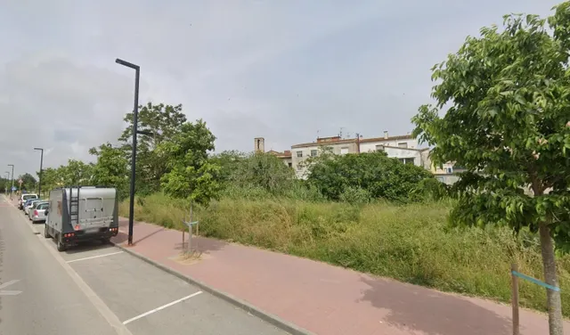 Parcela en suelo urbano edificable en zona comercial de Pala - foto 3