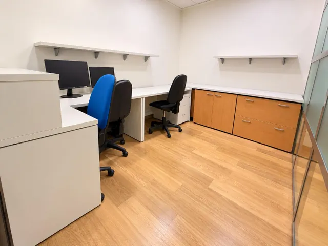 Amplio local comercial de 250 m2 acondicionado como oficinas en Avenida de Alicante, Altabix – Elche — 18