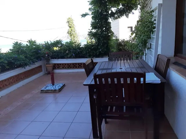 Fantástico Chalet en Grifeu, Llançà — 10