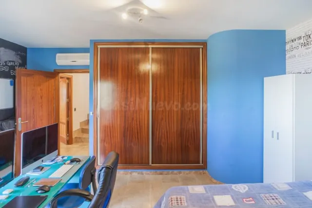 ***alquiler temporal ***espectacular chalet pareado con vista mar en puig de ros — 33